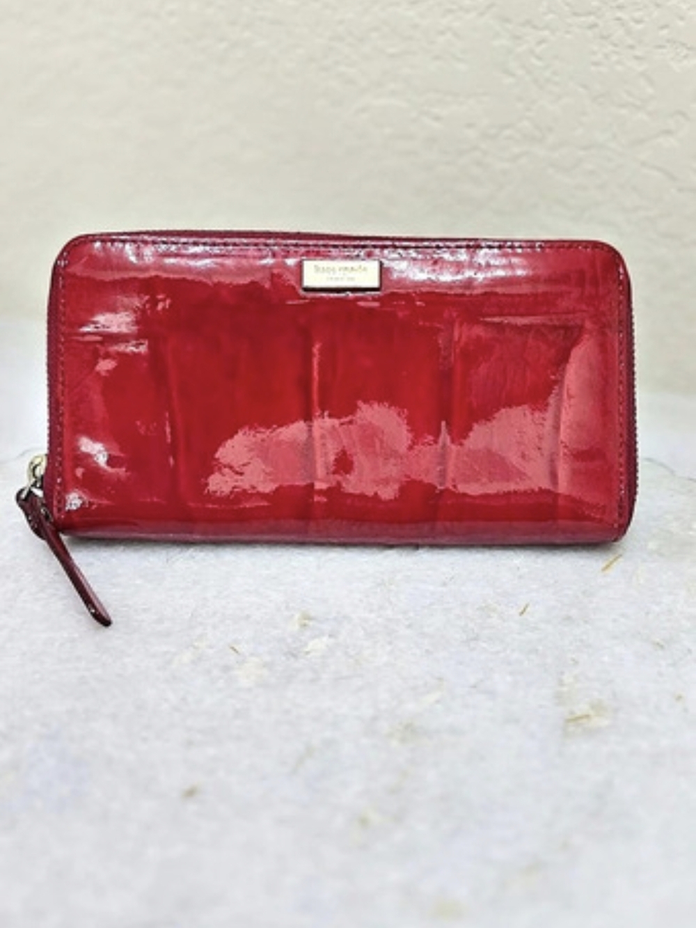 Kate Spade New York Neda Knightsbridge Red Croc Embossed Patent Wallet